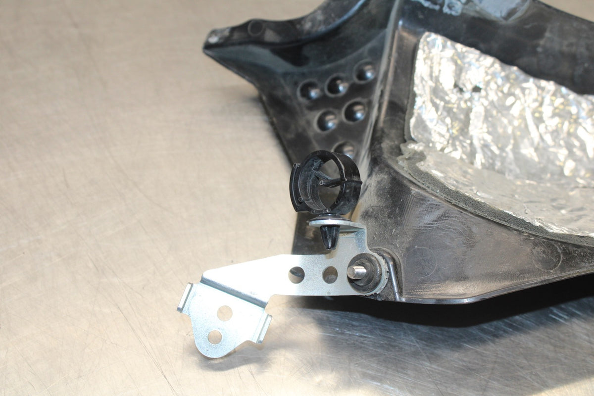 08 KAWASAKI NINJA ZX10R RIGHT INNER FAIRING COWL PANEL TRIM OEM BB932