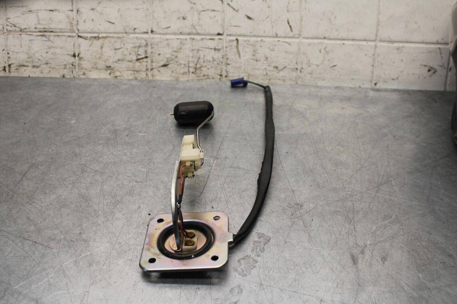 2008 Honda 800 VFR800A ABS FLOAT GAS FUEL PETROL LEVEL SENDING UNIT BB566