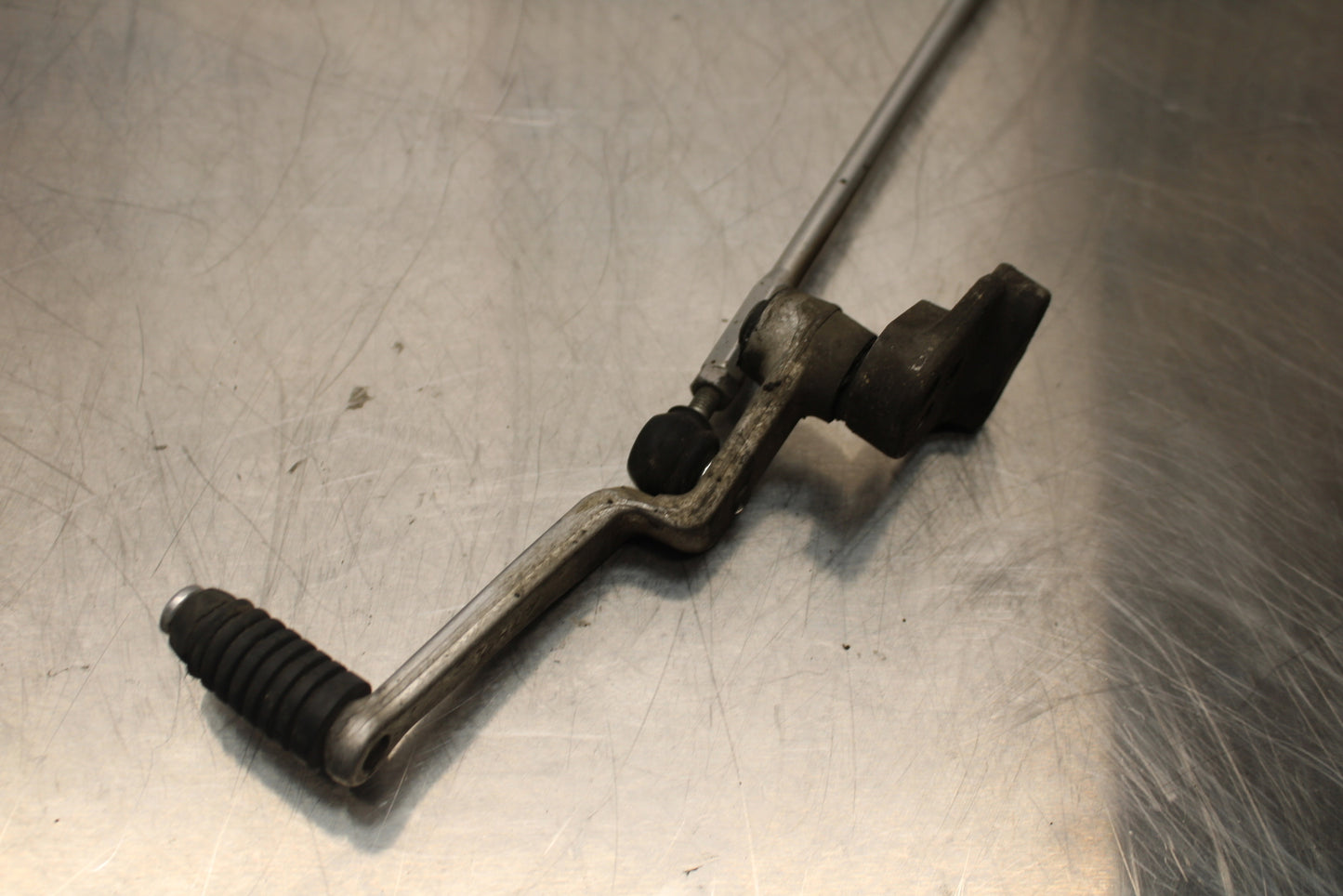 11 SUZUKI GSXR1000 SHIFTER LINKAGE SHIFT LINK PEDAL BB142