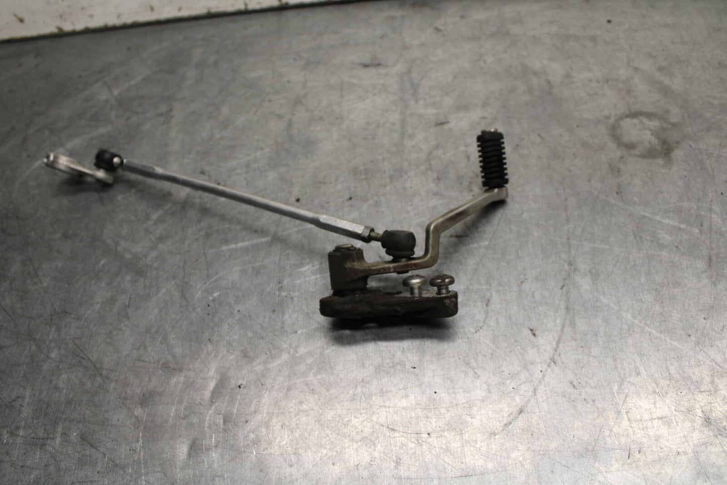 11-24 SUZUKI GSXR750 SHIFTER LINKAGE SHIFT LINK PEDAL BB714