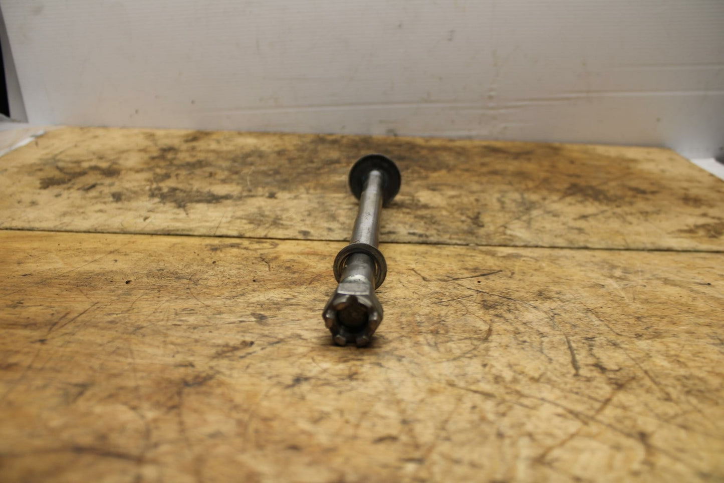 05-08 KAWASAKI VULCAN 1500 VN1500N CLASSIC REAR AXLE BACK WHEEL PIVOT BOLT BB343