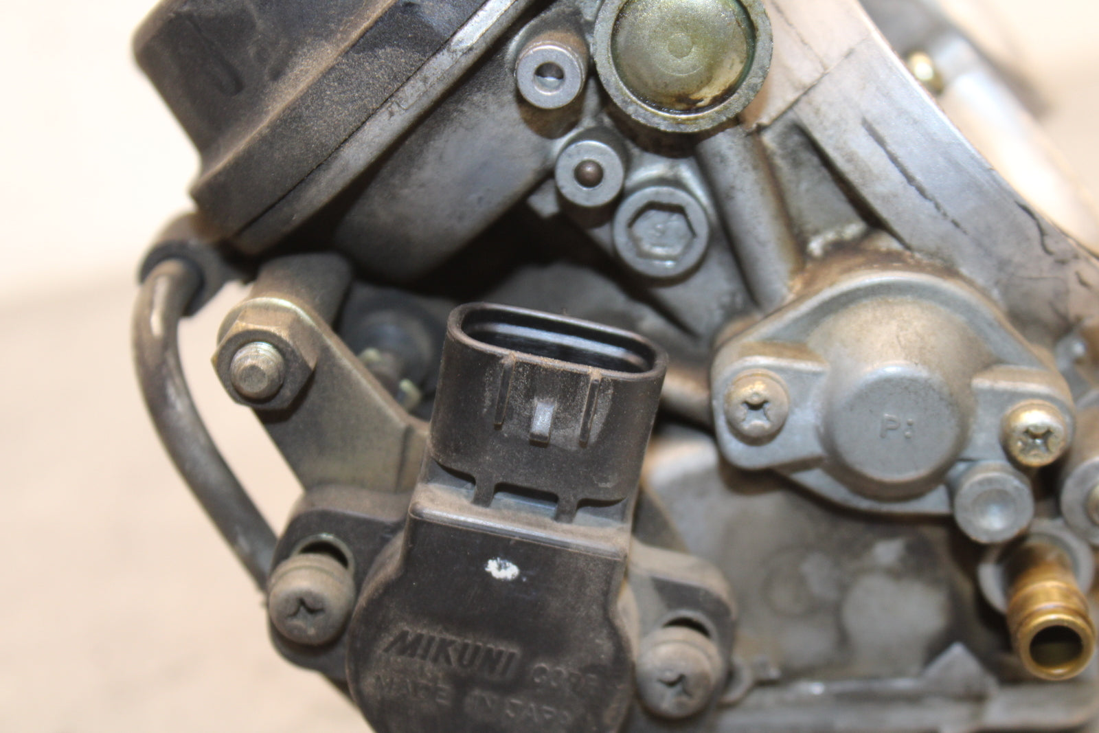 00 SUZUKI INTRUDER 1500 VL1500 CARB CARBURETOR BB761