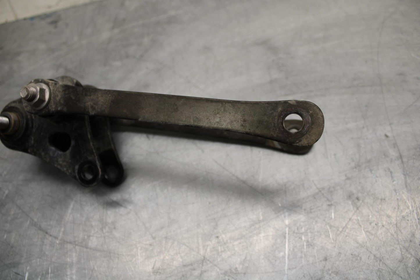 17-21 TRIUMPH STREET TRIPPLE R ABS REAR DOGBONE SHOCK LINKAGE LINK bb452
