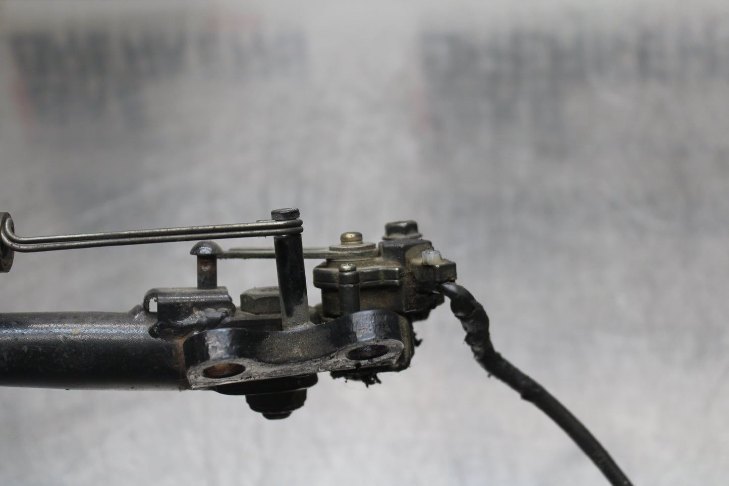 04-05 KAWASAKI NINJA ZX10R KICKSTAND SIDE KICK STAND BB163