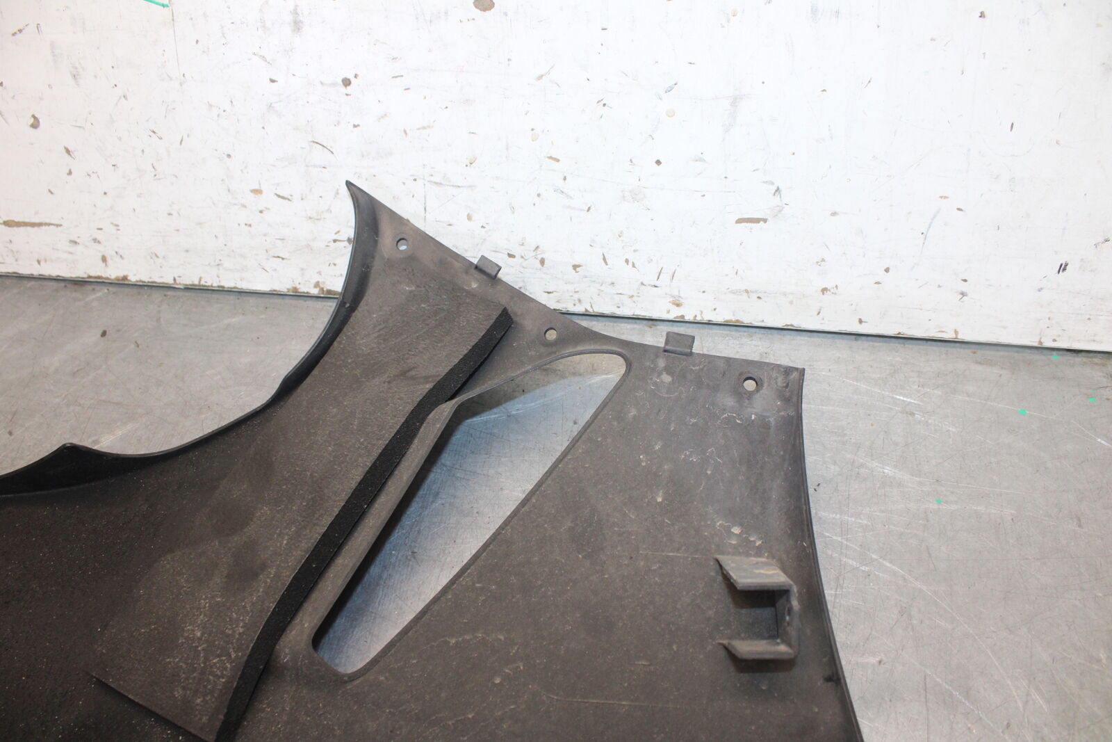 09-12 KAWASAKI NINJA ZX6R LEFT LOWER BOTTOM BELLY SIDE FAIRING COWL BB698