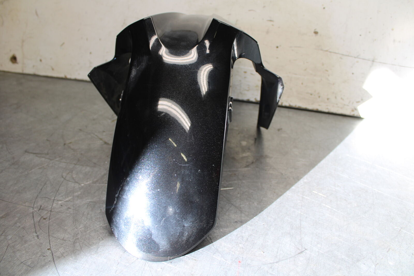 19-22 KAWASAKI Z400 FRONT WHEEL FENDER COWL FAIRING BB708