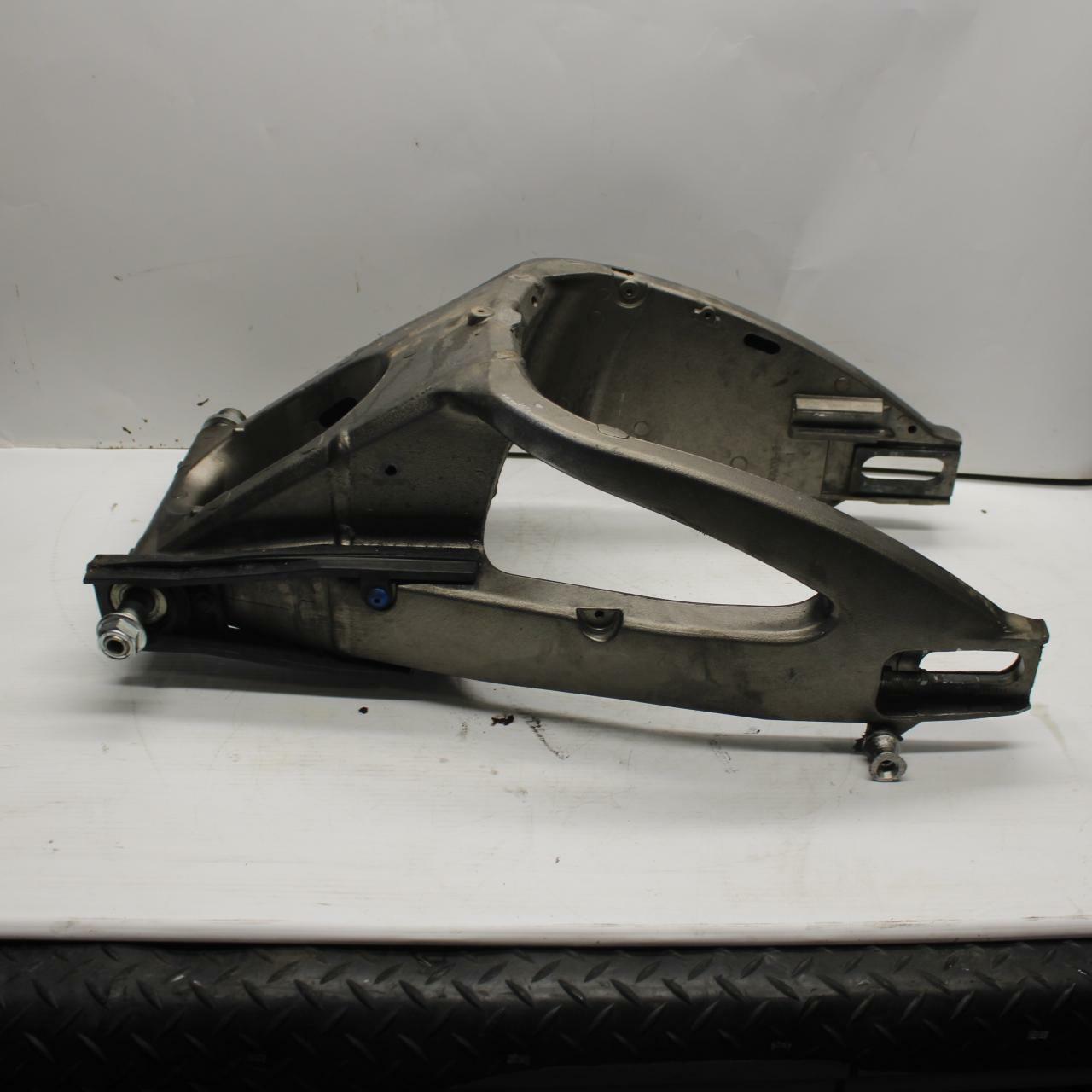 09-11 SUZUKI GSXR1000 REAR SWINGARM BACK SUSPENSION SWING ARM BB284