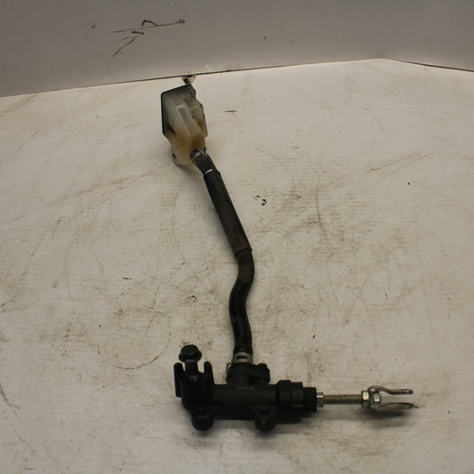 04-09 SUZUKI GS500F REAR  BRAKE MASTER CYLINDER W RESERVOIR 69600-01D00 BB261