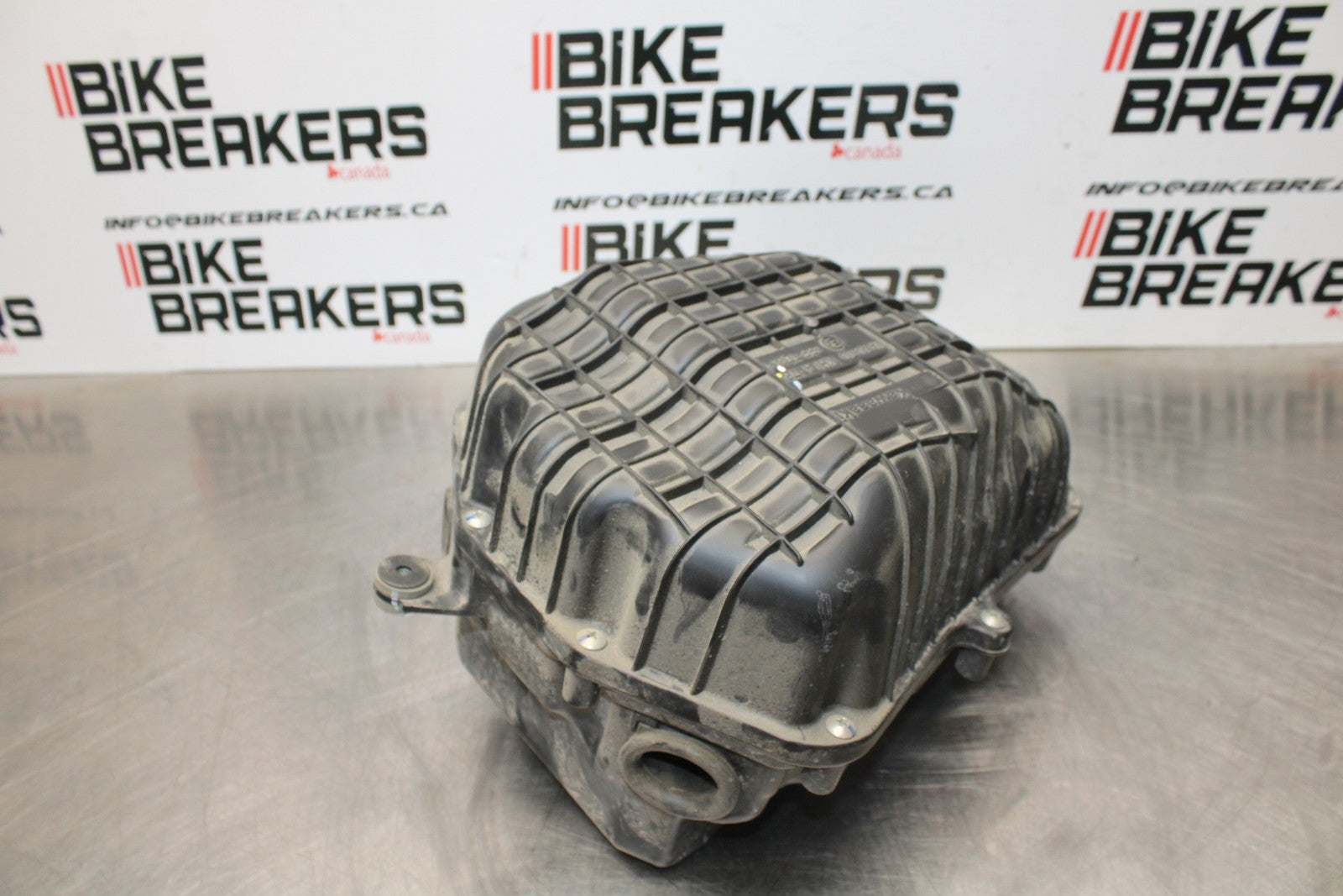 18-23 KAWASAKI NINJA 400 EX400 ABS AIRBOX AIR INTAKE FILTER BOX BB177