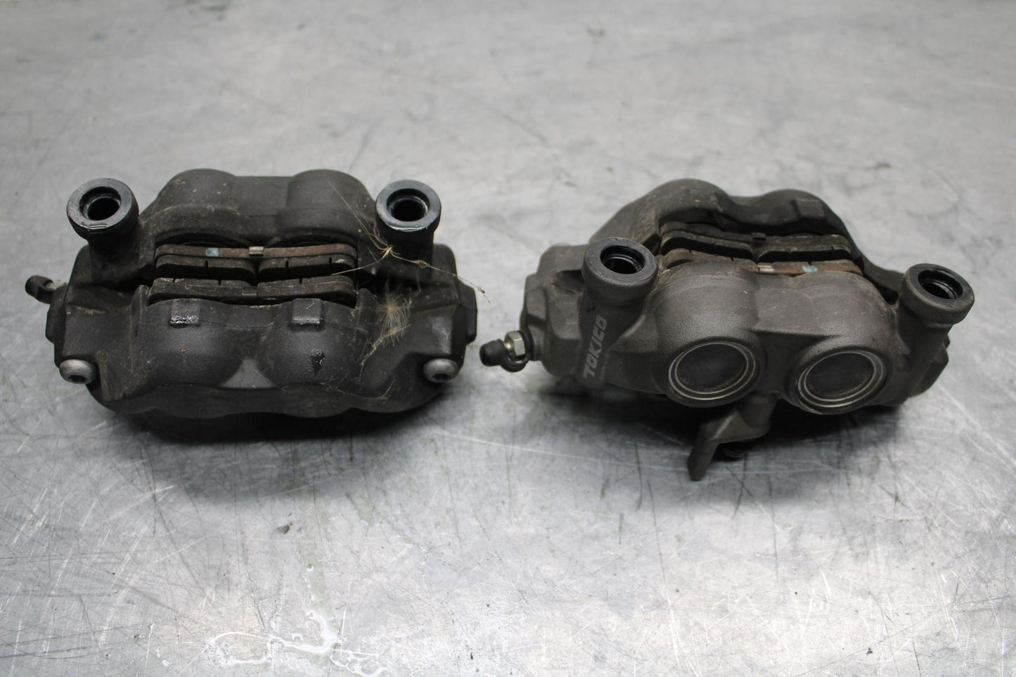 11-15 KAWASAKI ZX1000R RIGHT LEFT FRONT BRAKE CALIPER SET PAIR CALIPERS BB445