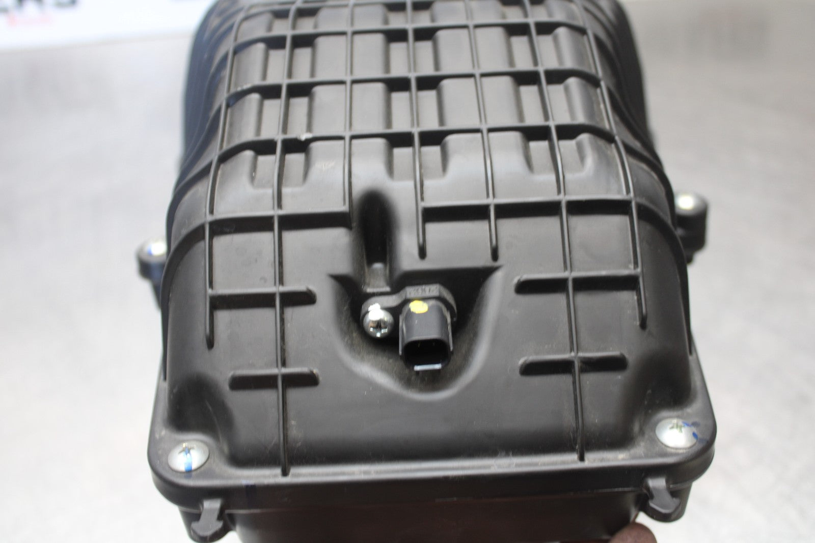 18-23 KAWASAKI NINJA 400 EX400 ABS AIRBOX AIR INTAKE FILTER BOX BB192