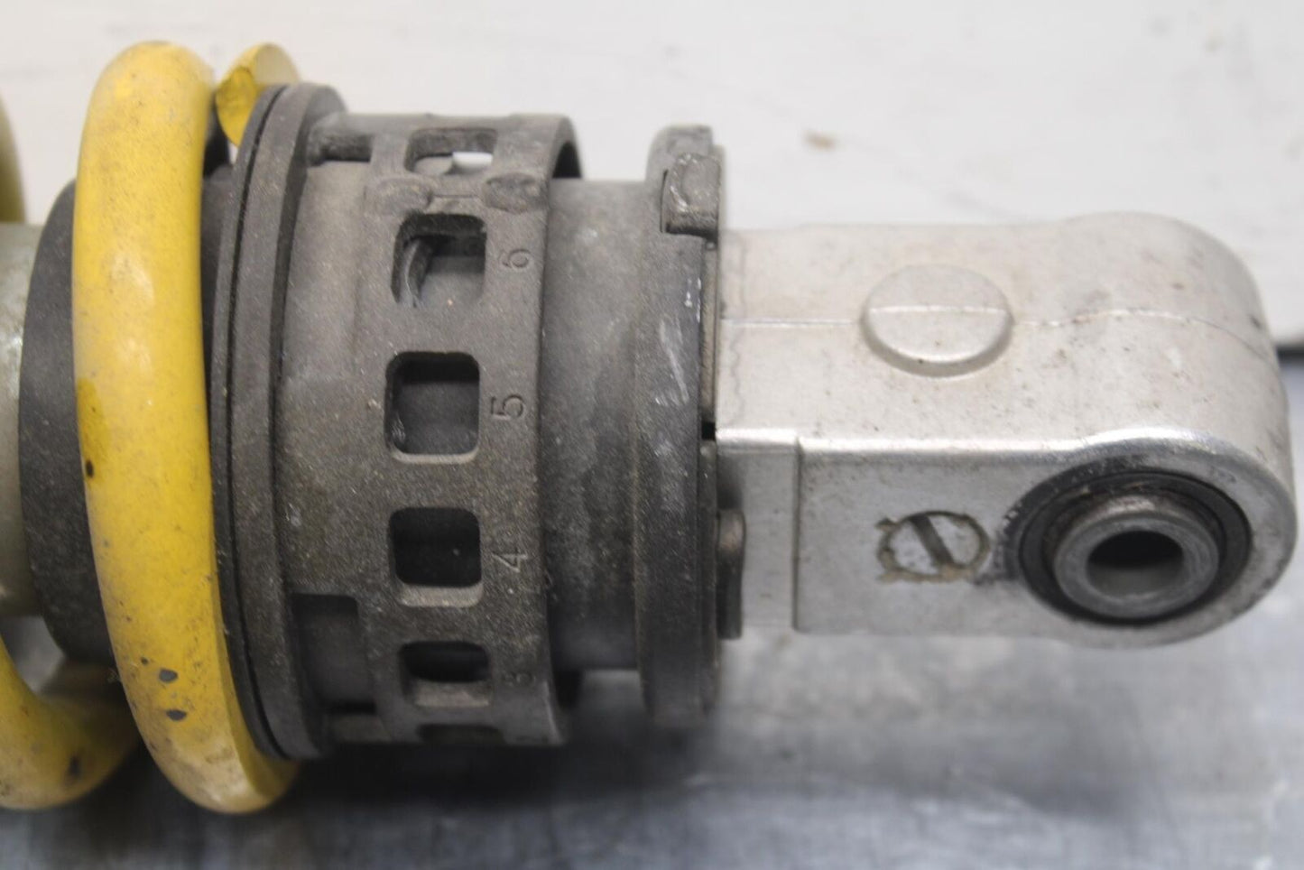 2004 Honda CBR600F4i REAR BACK SHOCK ABSORBER SUSPENSION BB606