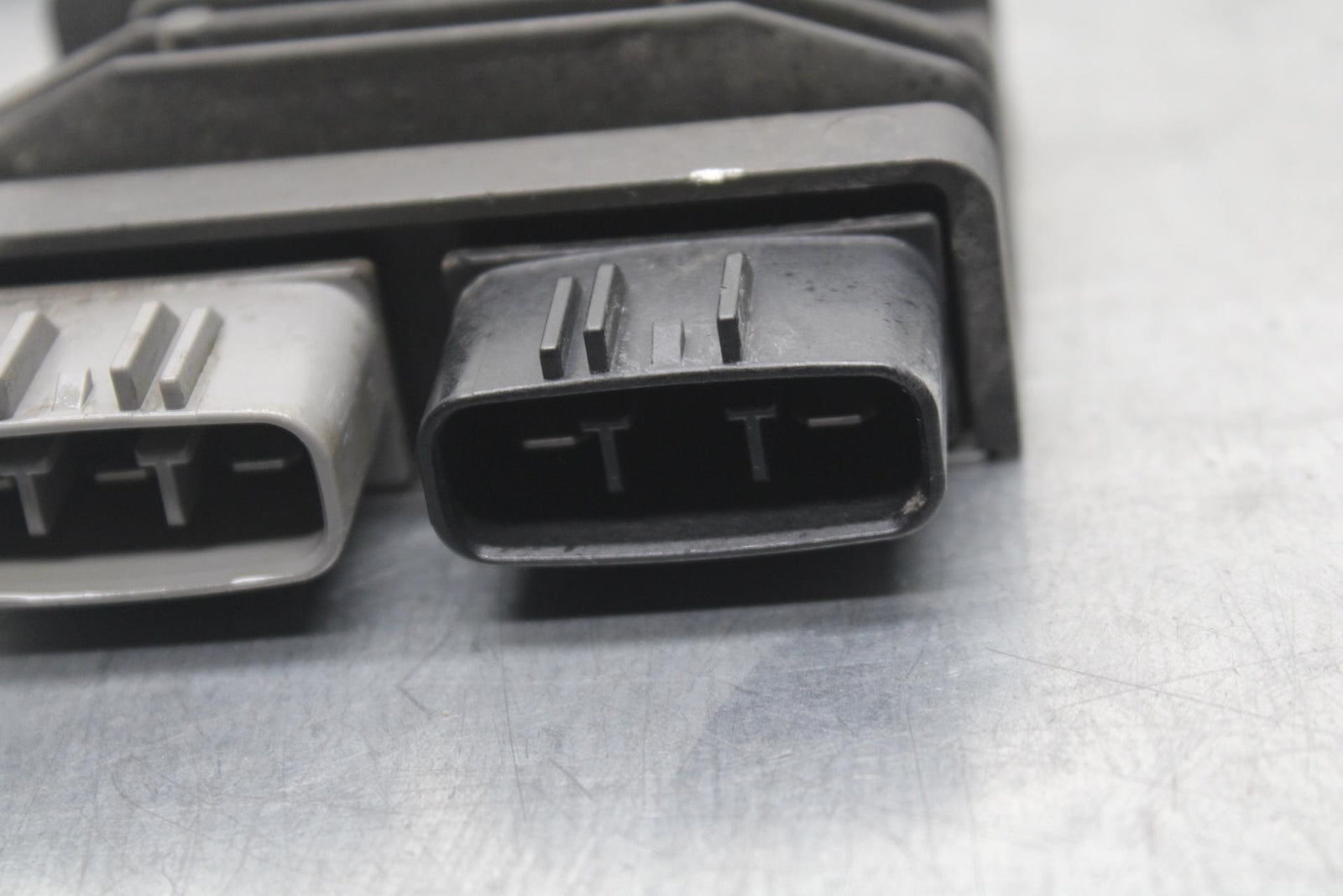 2016 BMW S1000R ABS RECTIFIER VOLTAGE REGULATOR BB604