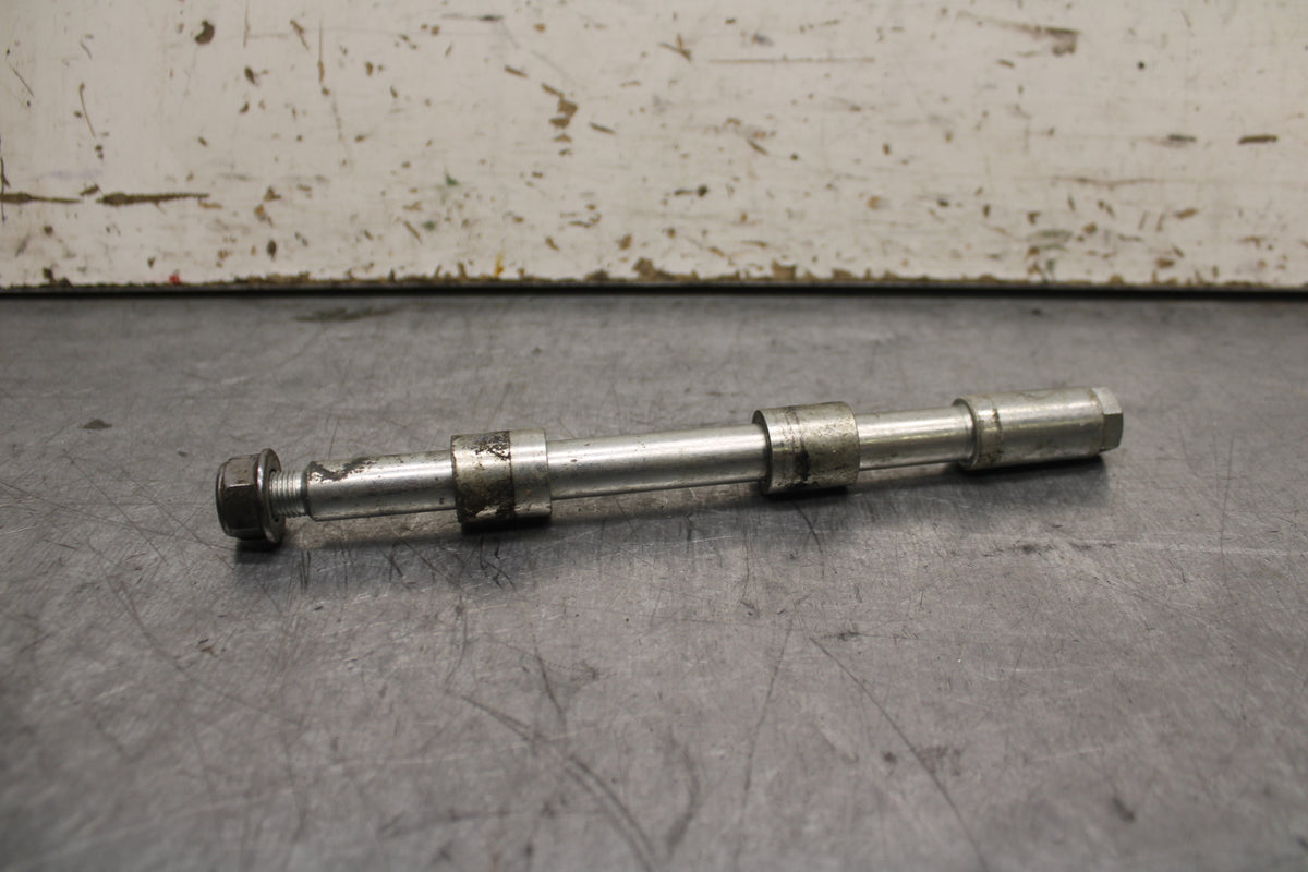 15-19 HONDA CBR300R FRONT WHEEL RIM AXLE PIVOT BOLT  BB112