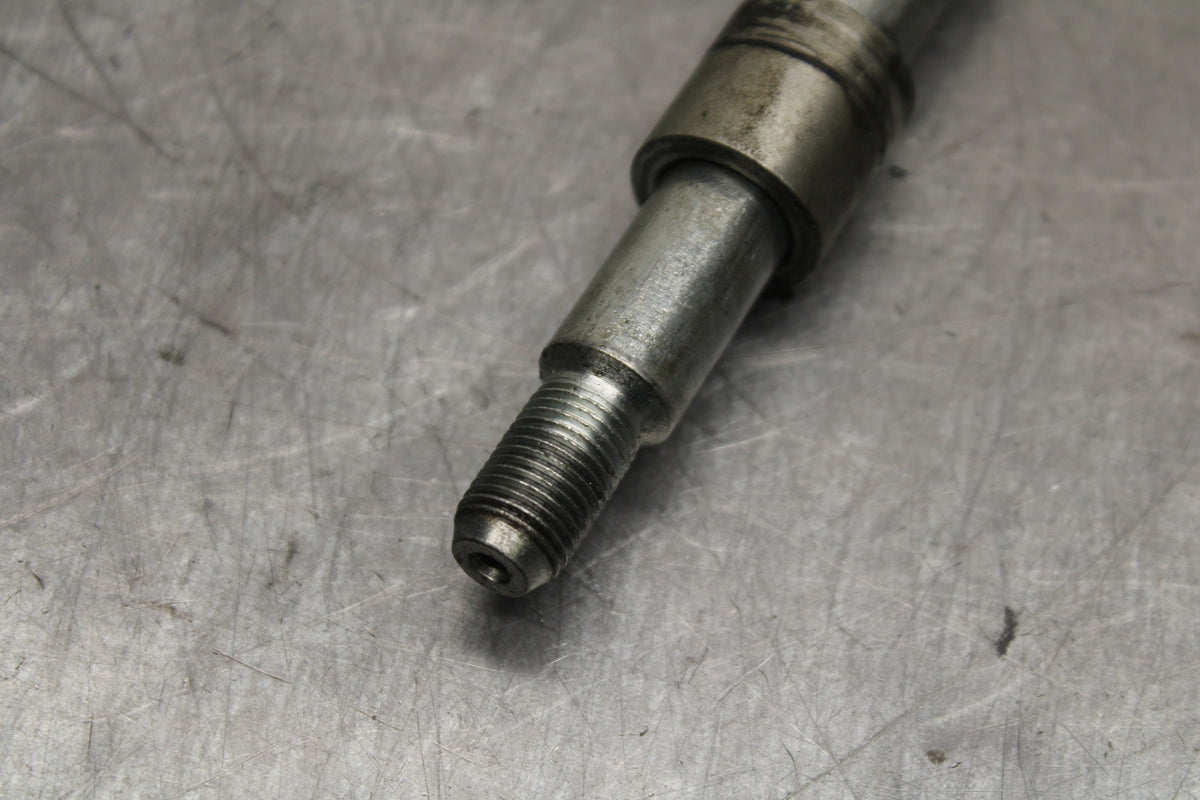 15-16 HONDA CB300F FRONT WHEEL RIM AXLE PIVOT BOLT BB740