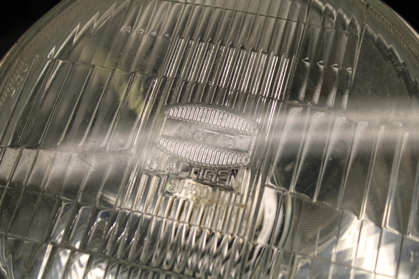 93-94 KAWASAKI NINJA ZX7R FRONT HEADLIGHT HEAD LIGHT LAMP BB122