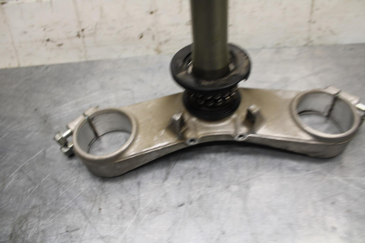03 KAWASAKI ZX12R FRONT FORKS CLAMP LOWER TRIPLE TREE STEM BB472