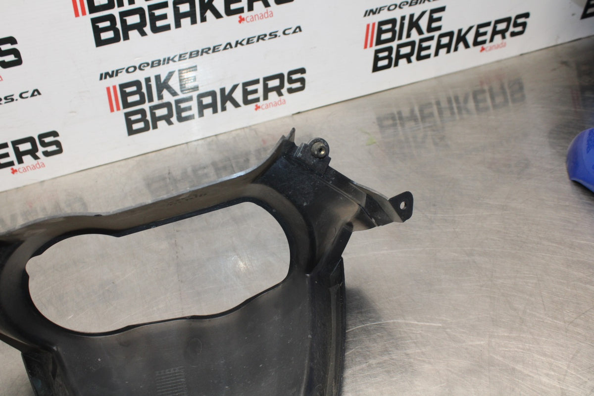 06 KAWASAKI NINJA 650 EX650 FRONT CENTER COWL FAIRING BB823