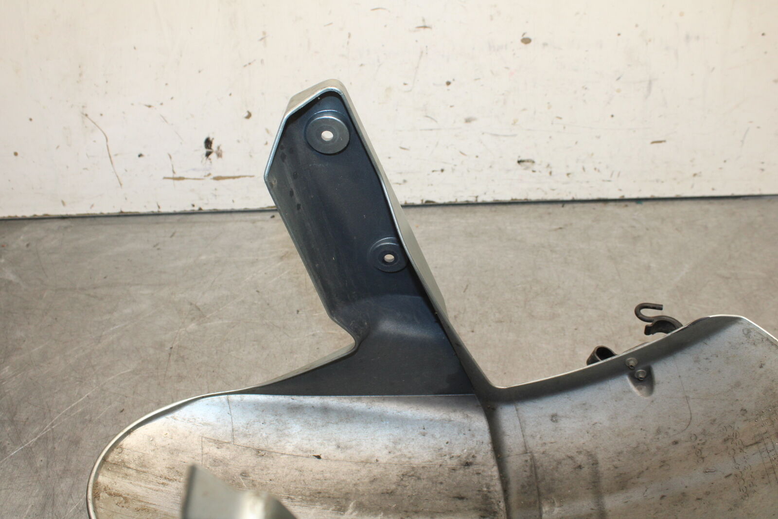 13-18 KAWASAKI NINJA ZX6R FRONT WHEEL FENDER COWL FAIRING 35004-0310-60S BB666