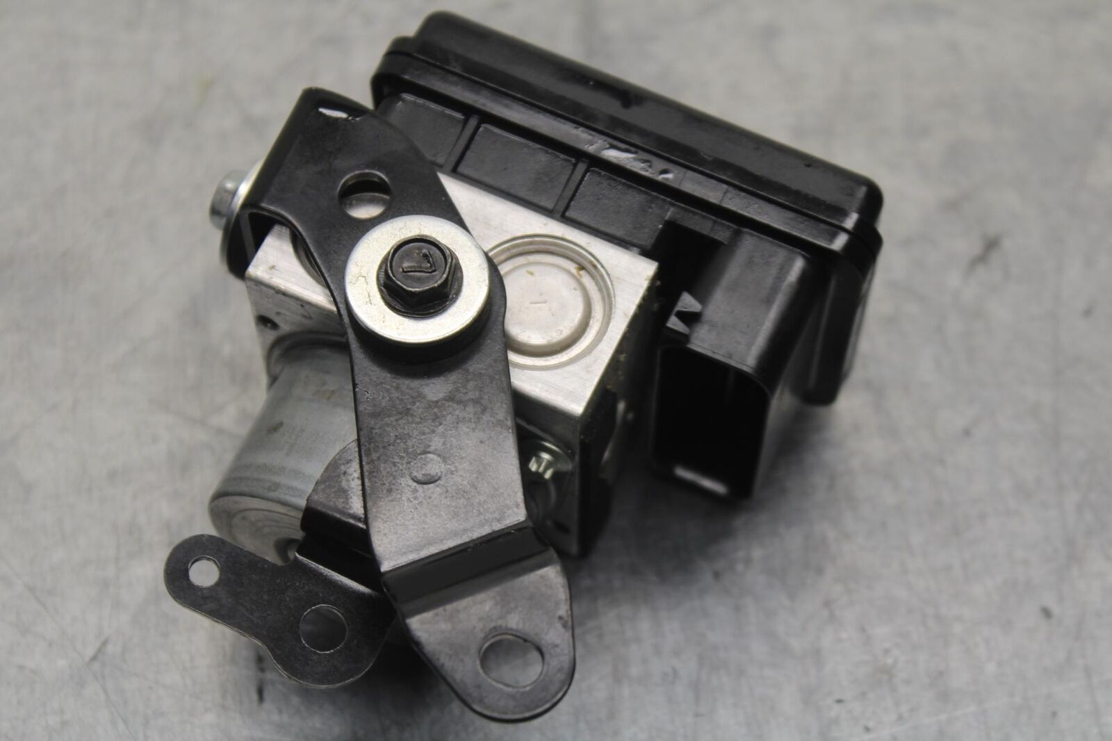 17-20 KAWASAKI NINJA 650 EX650 ABS ABS PUMP UNIT MODULE BB88