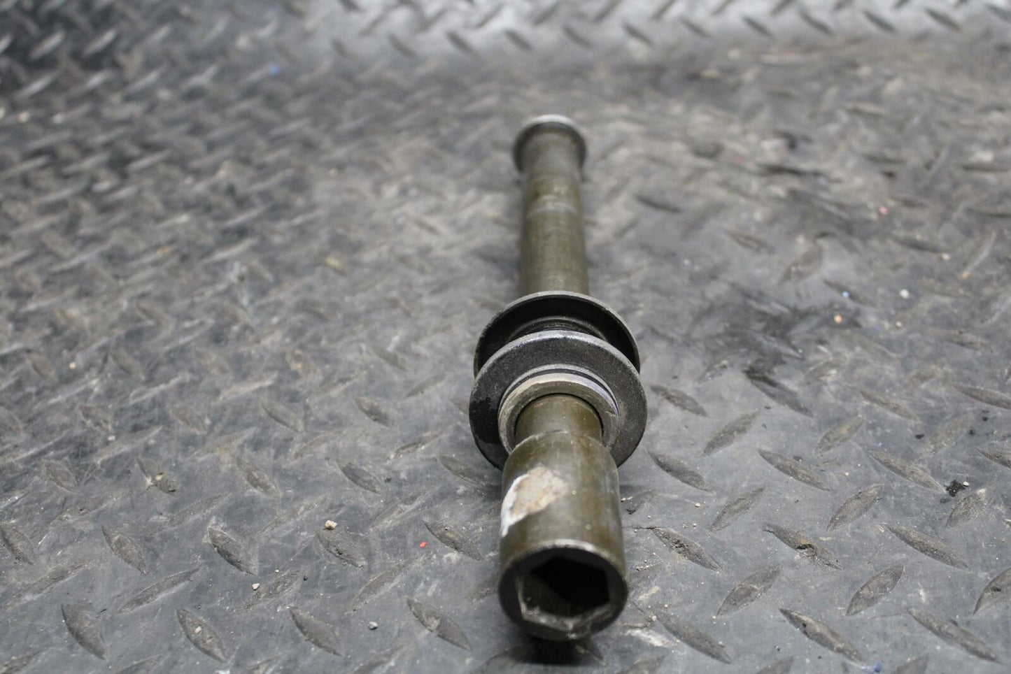 13-18 KAWASAKI NINJA ZX6R FRONT WHEEL RIM AXLE PIVOT BOLT BB203