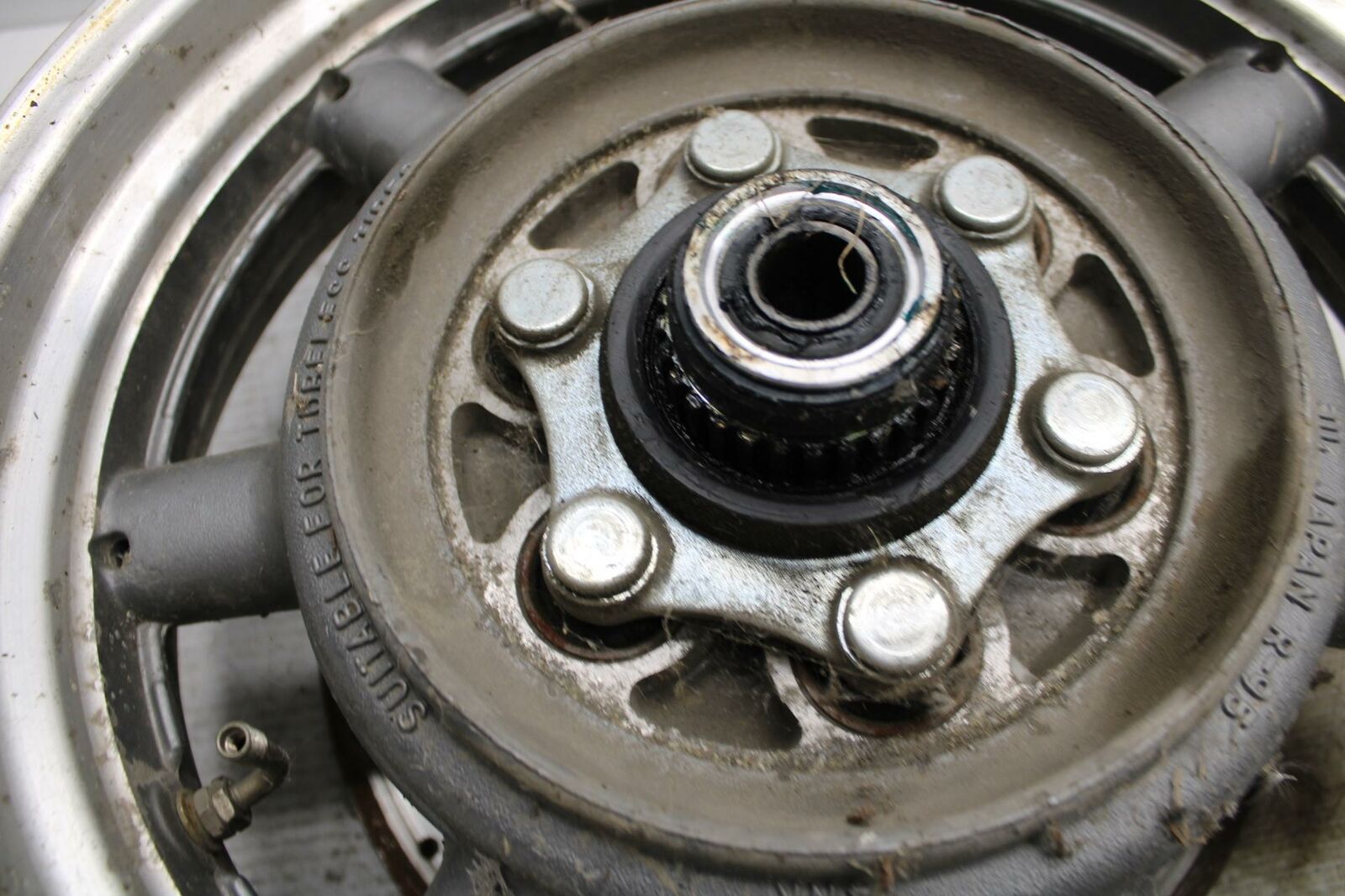 07-08 YAMAHA V STAR 1300 REAR BACK WHEEL RIM  BB303