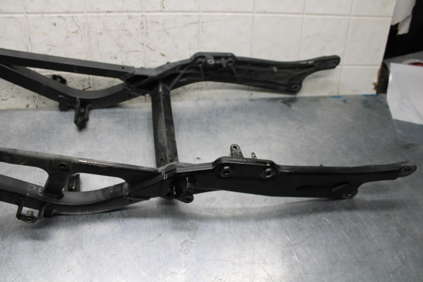 2000 Kawasaki Ninja ZX12R ZX1200A REAR BACK TAIL UNDERTAIL FAIRING COWL  BB565