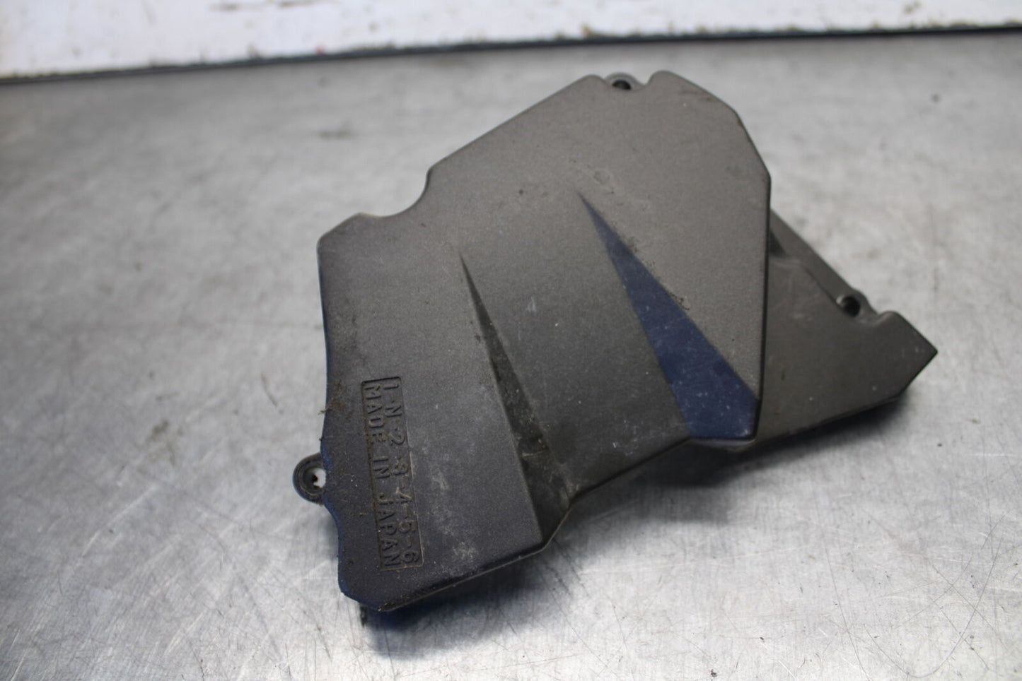 07-09 YAMAHA FZ6 ENGINE SPROCKET COVER 1B3-15418-00-00 BB713