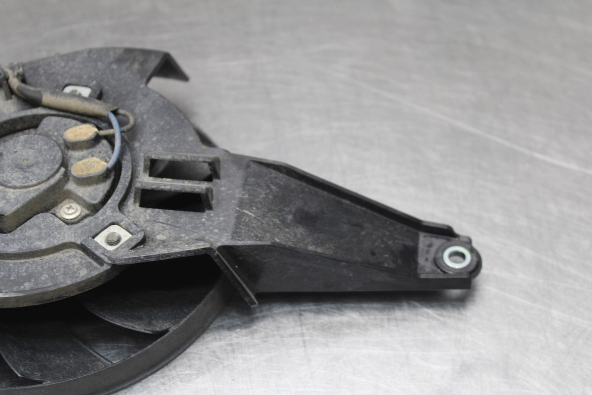 23-24 YAMAHA MT-07 ENGINE RADIATOR COOLING FAN BB927