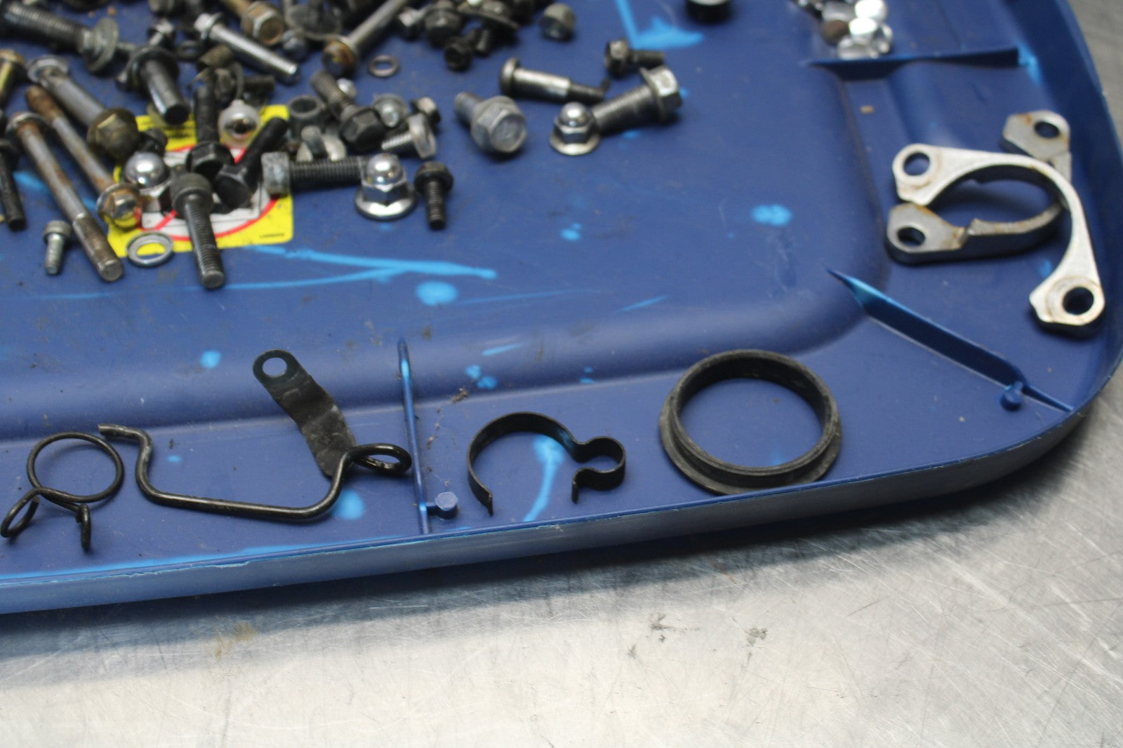 03-08 KAWASAKI VULCAN 1600 MOUNTING BOLTS HARDWARE MOTOR SCREWS BB196