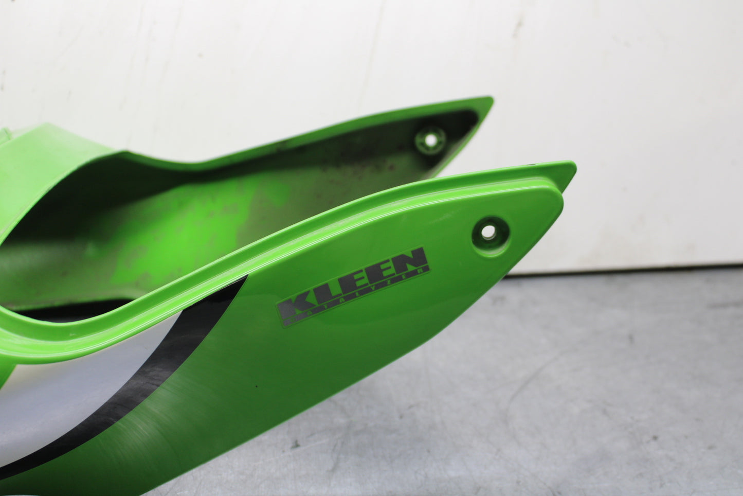 00-02 KAWASAKI NINJA ZX6R REAR BACK TAIL FAIRING COWL SHROUD BB750