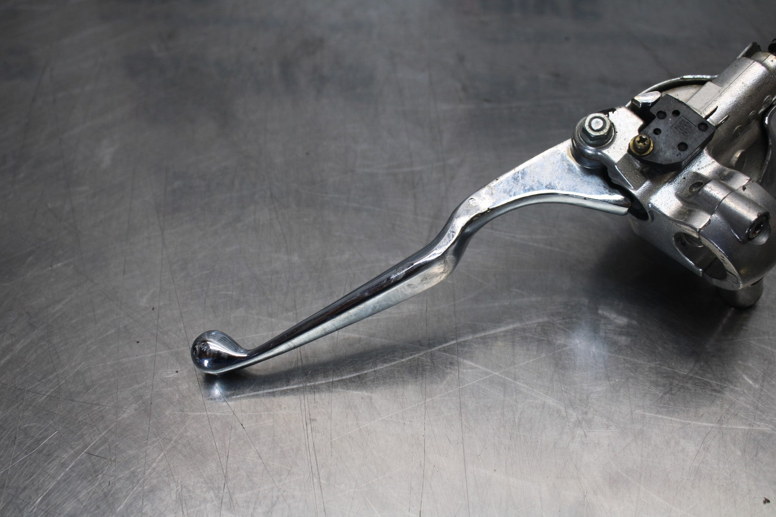 03-08 KAWASAKI VULCAN 1600 FRONT BRAKE MASTER CYLINDER BB196