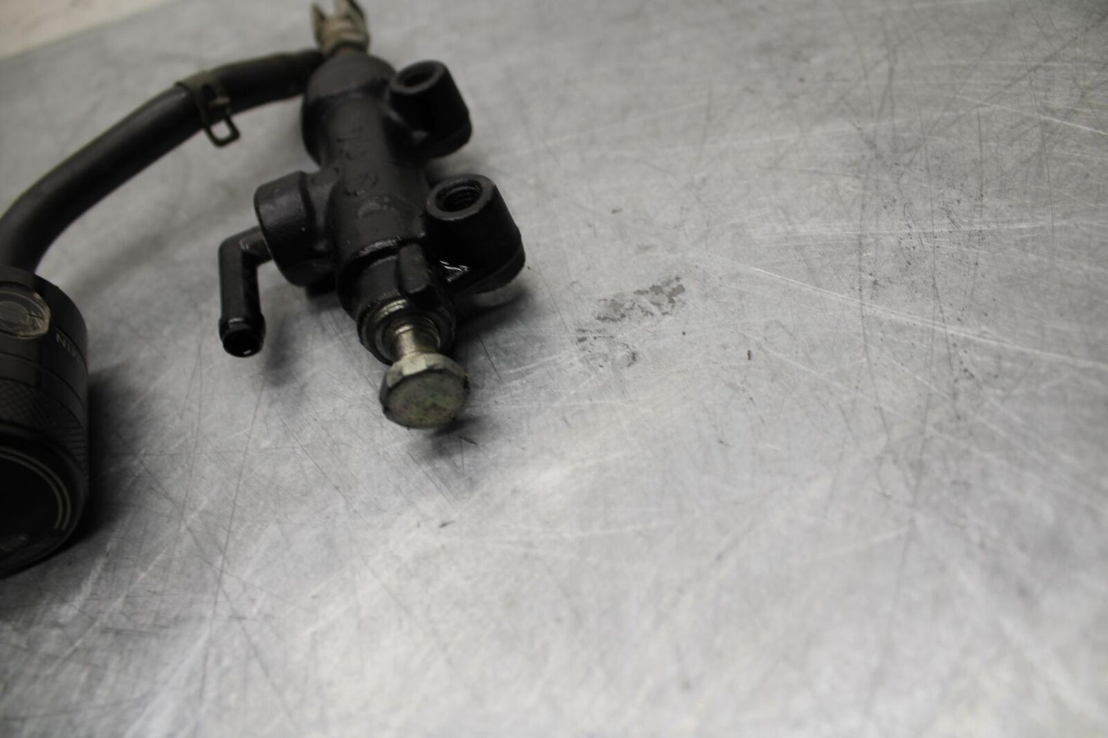 06-07 TRIUMPH DAYTONA 675 DAYTONA 675 REAR BACK BRAKE MASTER  BB441