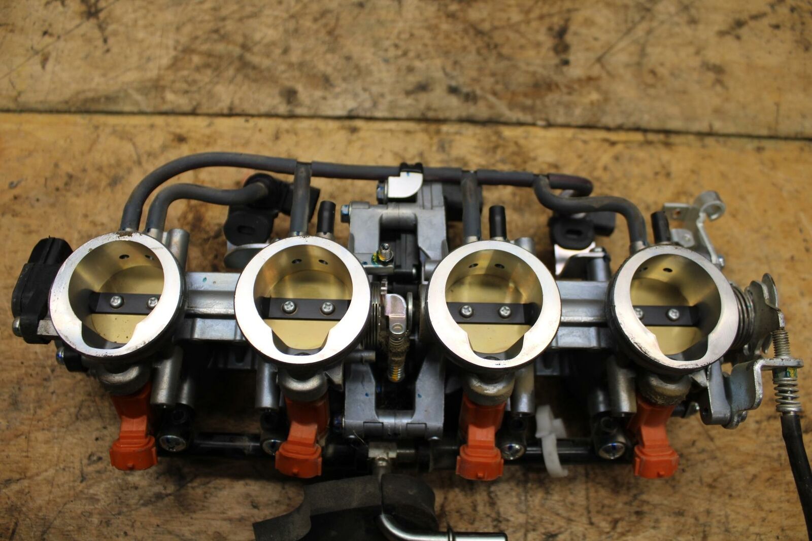 13-18 KAWASAKI NINJA ZX6R MAIN FUEL INJECTORS / THROTTLE BODIES BB342