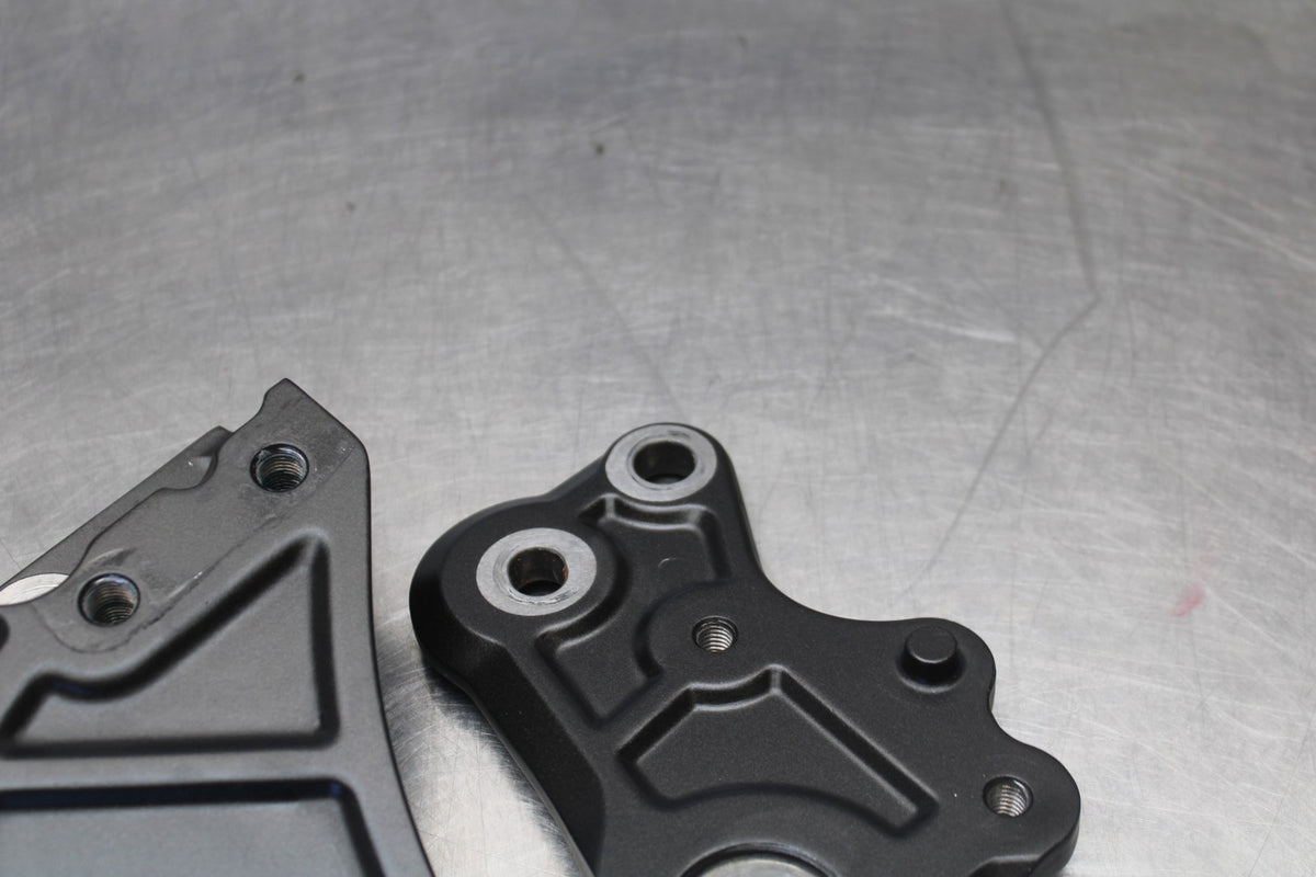 23-24 YAMAHA MT-07 LEFT RIGHT REARSET REAR SET DRIVER PEG BRACKETS MOUNTS BB927