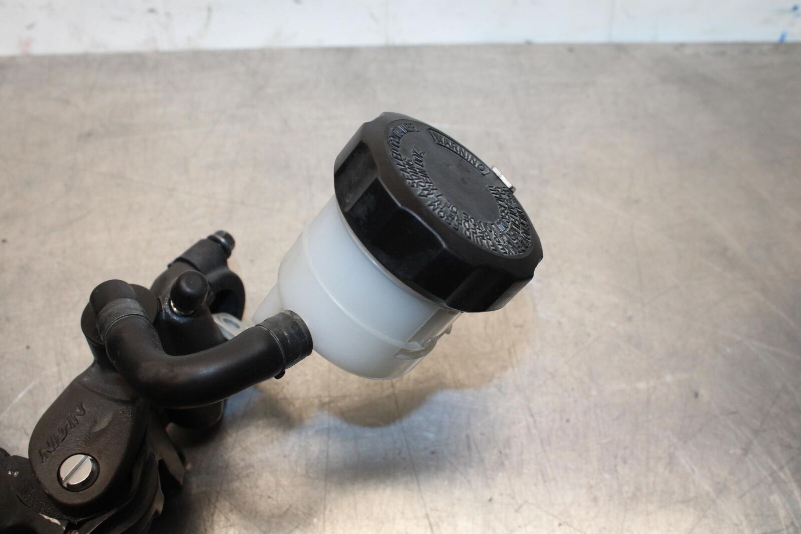 2017 Suzuki GSXR600 FRONT BRAKE MASTER CYLINDER w/ LEVER BB598