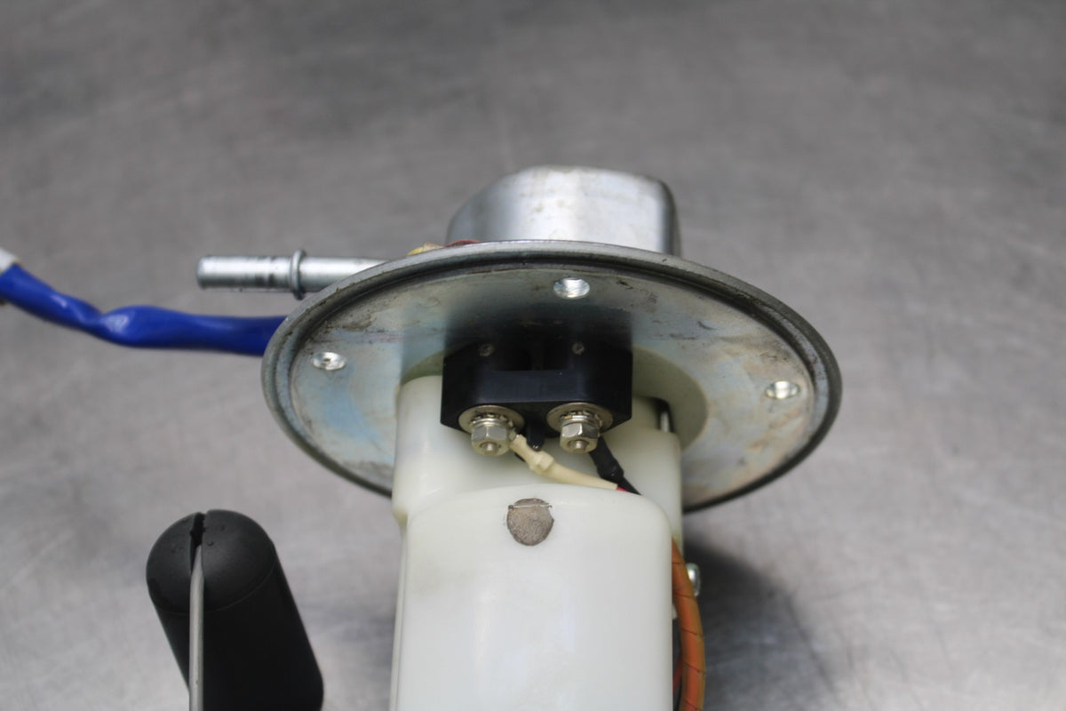 06-07 SUZUKI GSXR 600 FUEL PUMP GAS PETROL SENDER UNIT BB822