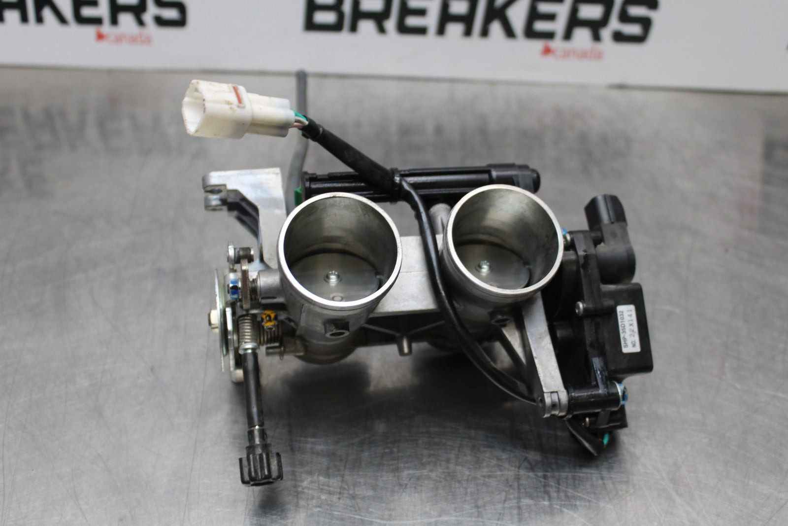 13-17 KAWASAKI NINJA 300 EX300 ABS MAIN FUEL INJECTORS / THROTTLE BODIES BB187