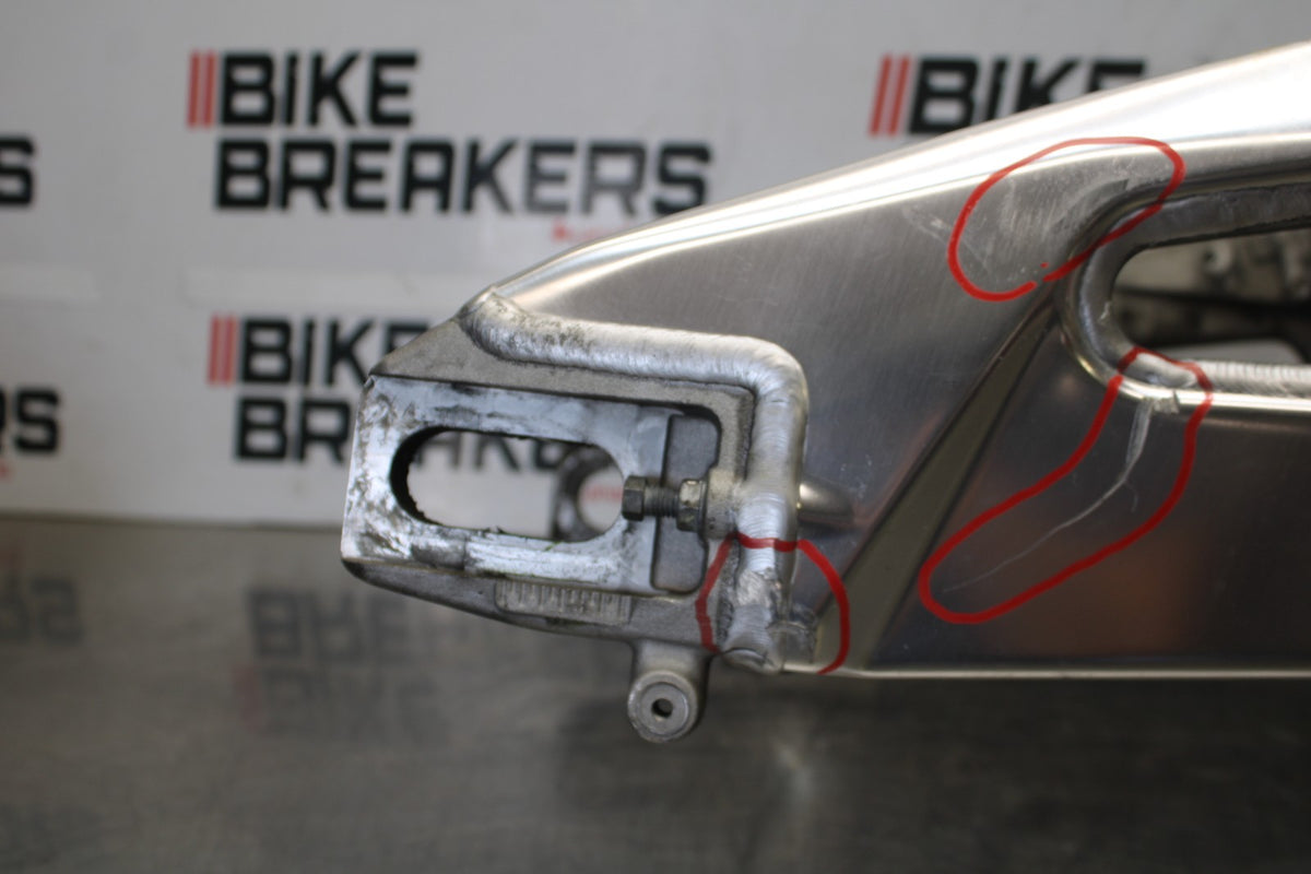 16 APRILIA TUONO V4 1100 REAR SWINGARM BACK SUSPENSION SWING ARM BB905