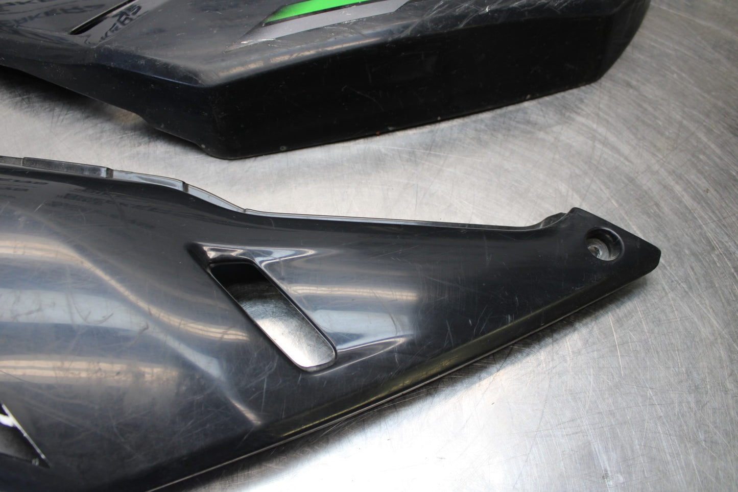 08-18 KAWASAKI KLR650 RIGHT & LEFT REAR BACK TAIL FAIRING COWL SHROUD BB183