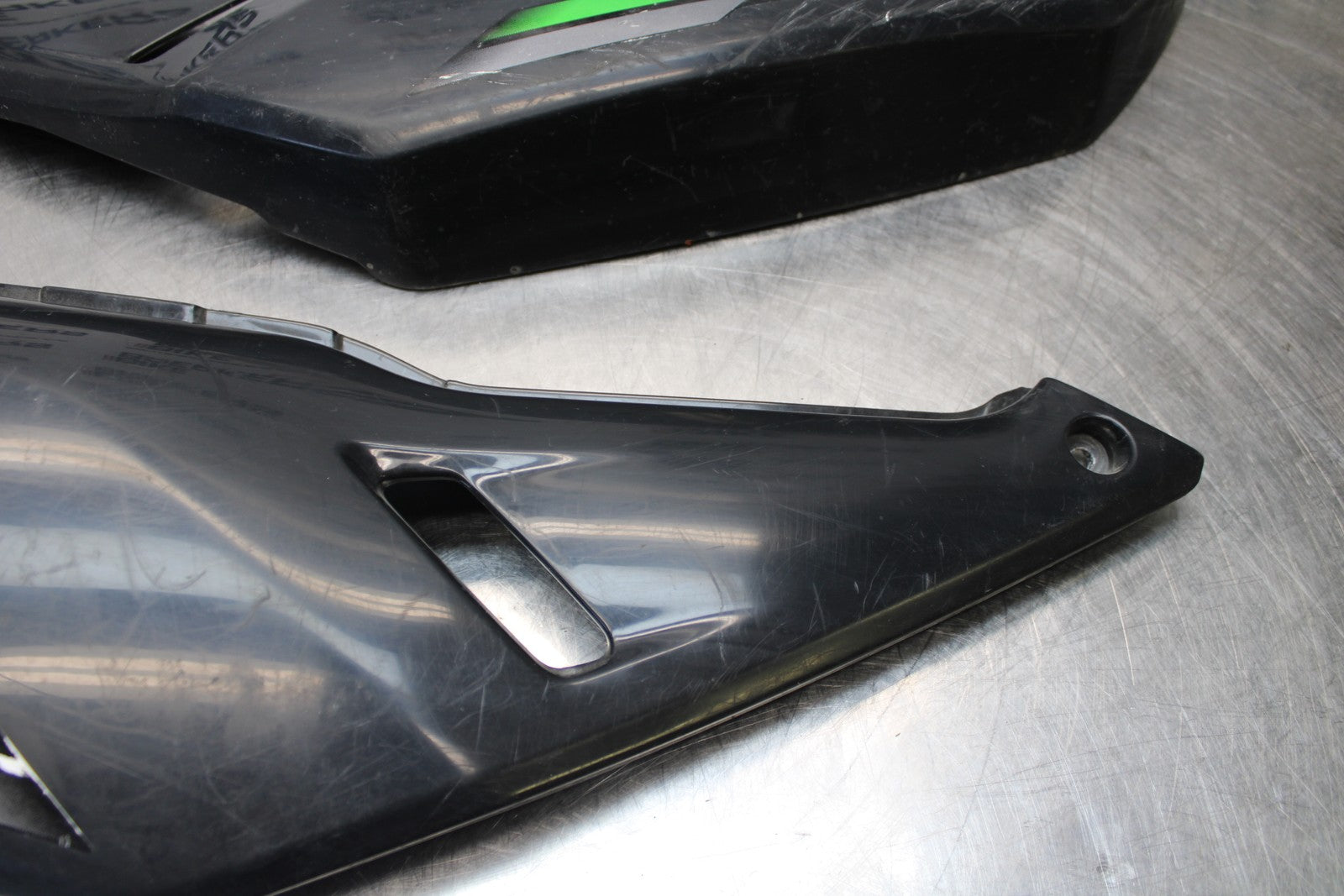 08-18 KAWASAKI KLR650 RIGHT & LEFT REAR BACK TAIL FAIRING COWL SHROUD BB183