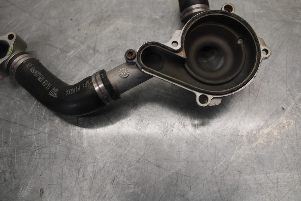 2010 Aprilia RSV1000R ENGINE WATER COOLANT PUMP COVER BB513