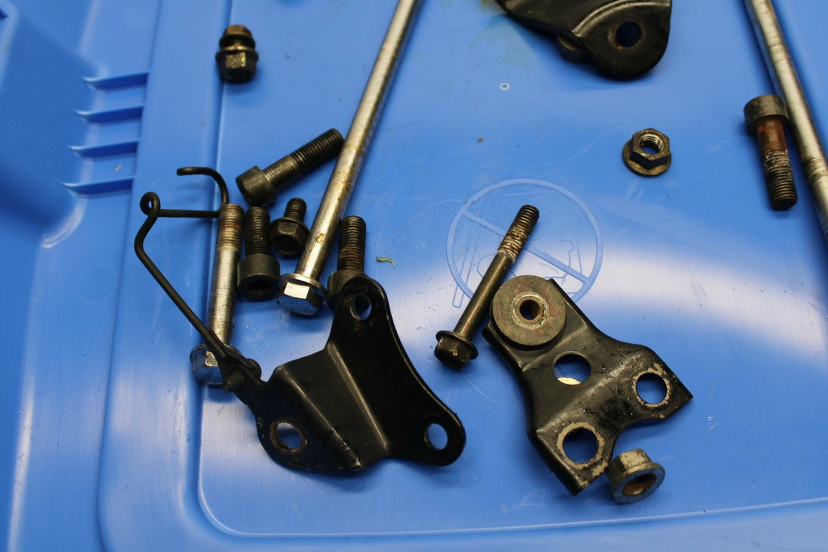 83-86 HONDA V65 MAGNA ENGINE MOUNTING BOLTS HARDWARE MOTOR SCREWS BB236