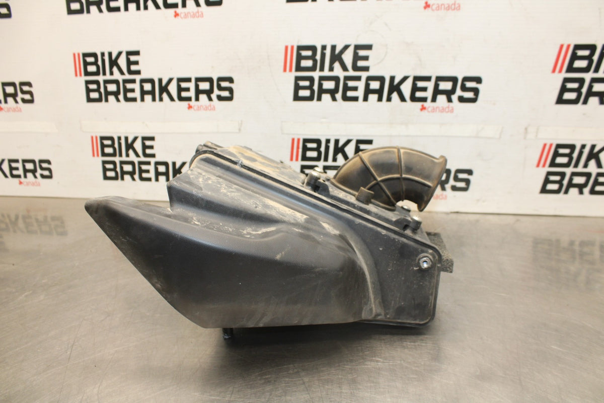 22-25 YAMAHA YZF R7 AIRBOX AIR INTAKE FILTER BOX BB940