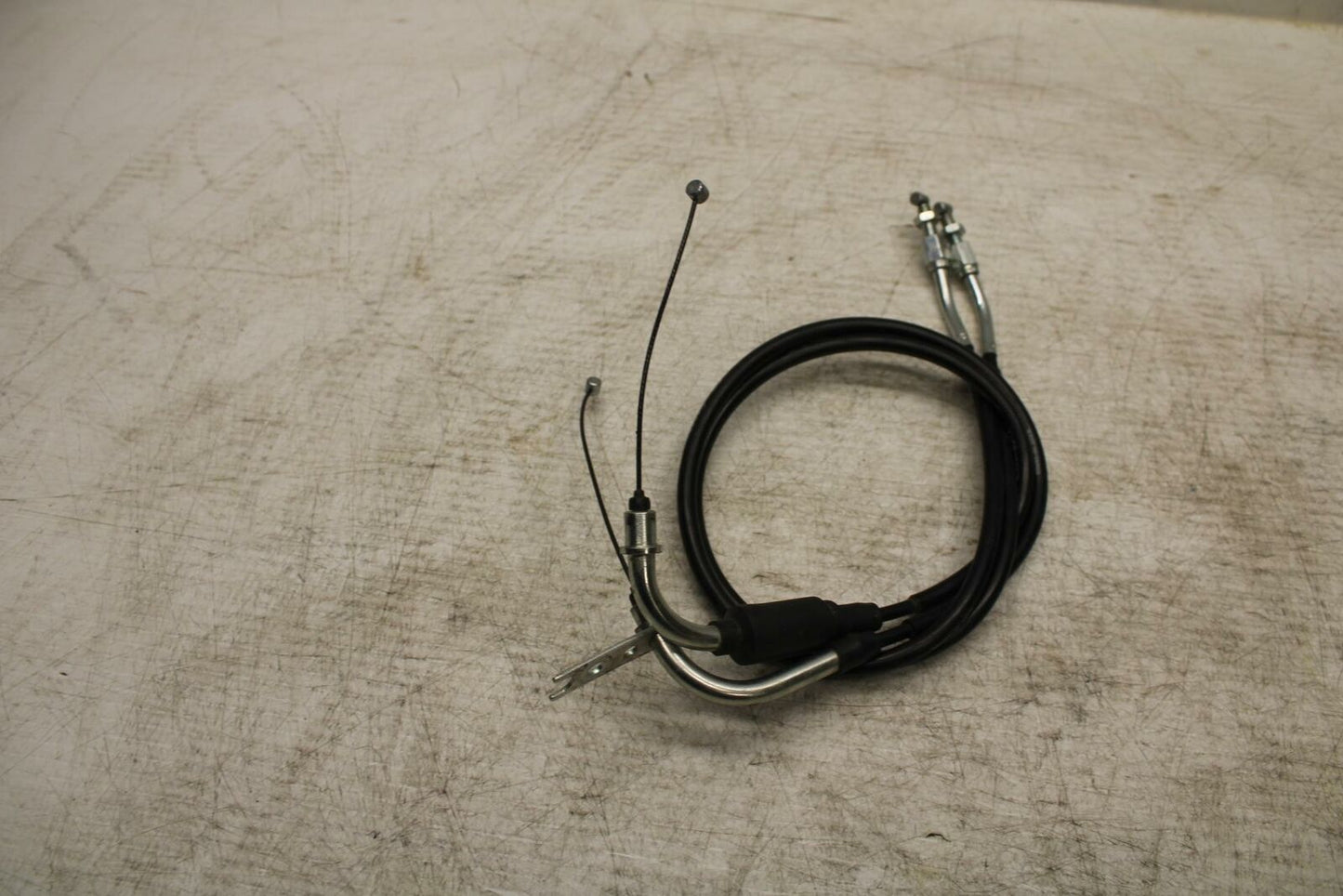 11-19 SUZUKI GSXR600 THROTTLE CABLES LINES BB371