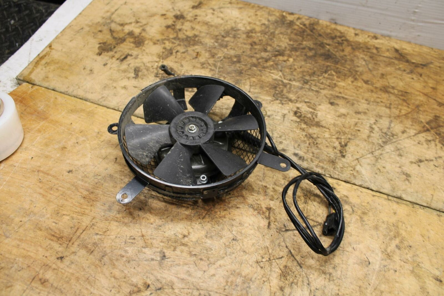 05-08 KAWASAKI VULCAN 1500 VN1500N CLASSIC ENGINE RADIATOR COOLING FAN BB343