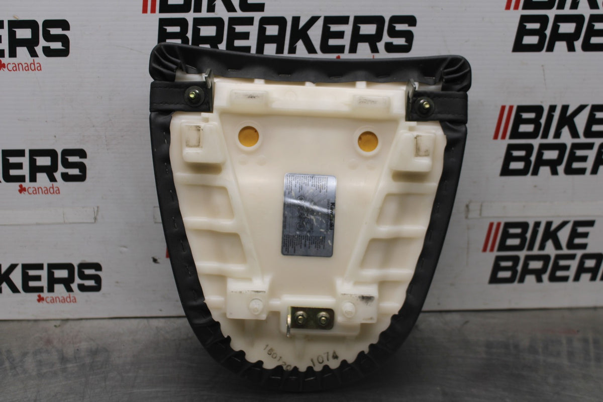 03-04 KAWASAKI Z1000 REAR BACK PASSENGER TANDEM SEAT PAD SADDLE PILLION BB164