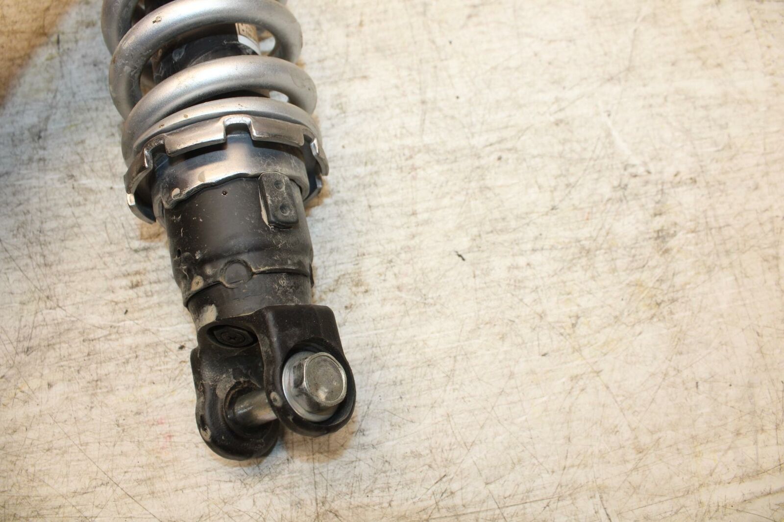 20-21 YAMAHA XSR900 REAR BACK SHOCK ABSORBER SUSPENSION BB372