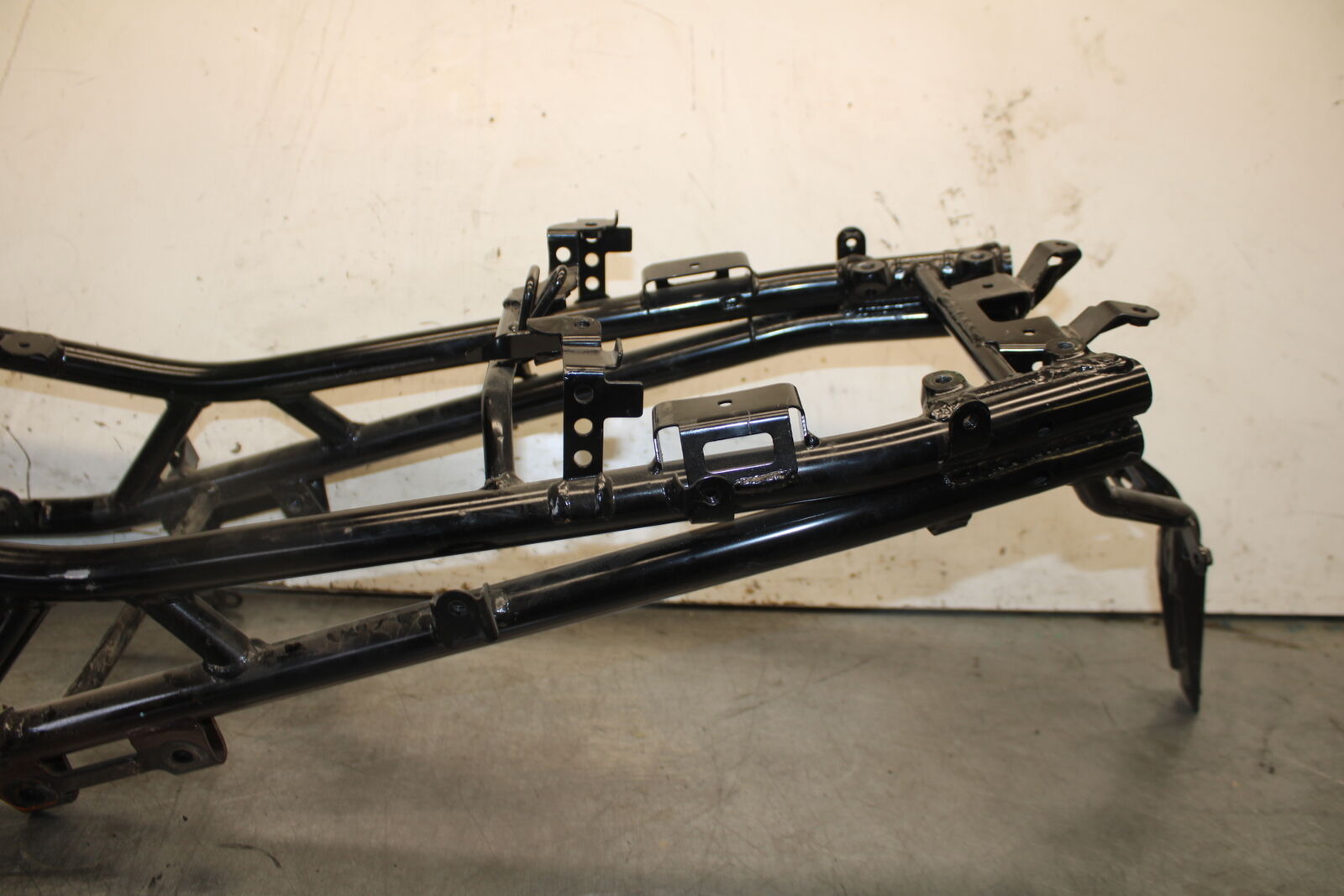 13-15 HONDA CBR500R REAR SUBFRAME BACK SUB FRAME 50240-MGZ-J01 BB704