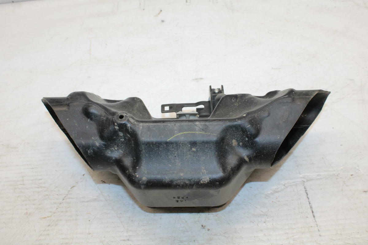 09-14 YAMAHA YZF R1 RAM AIR INTAKE TUBE DUCT BB286